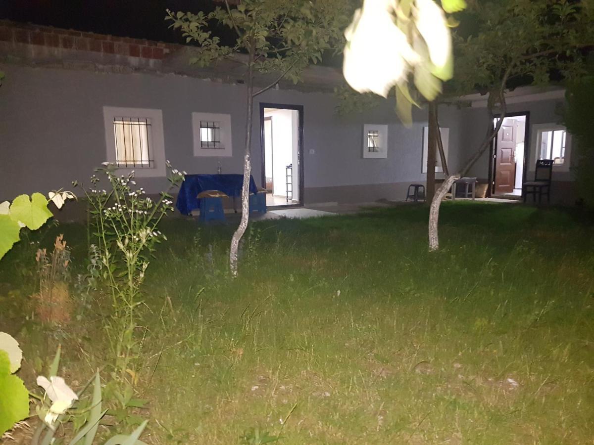 Bujtina Sherifaj Valbone Luaran gambar