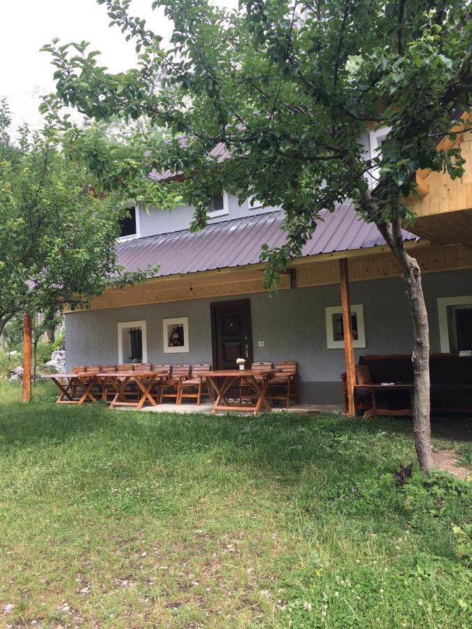 Bujtina Sherifaj Valbone Luaran gambar