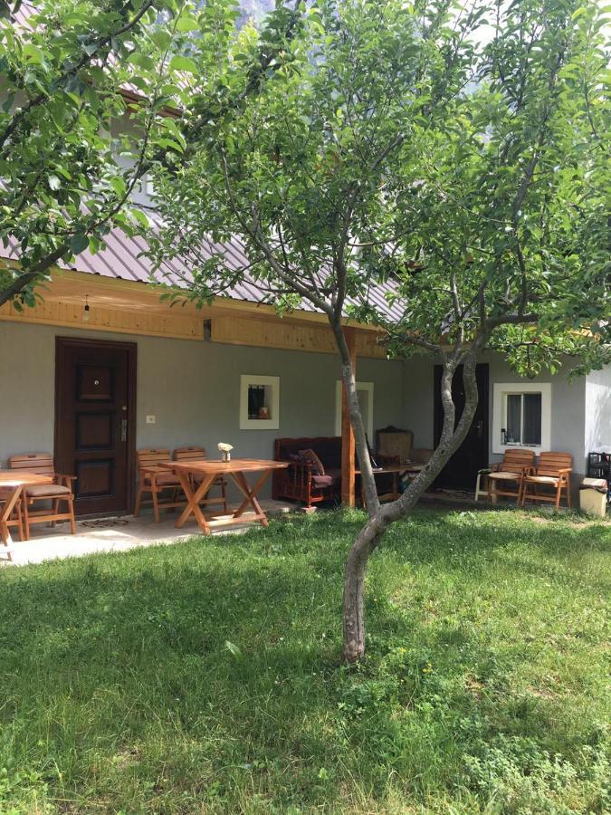 Bujtina Sherifaj Valbone Luaran gambar